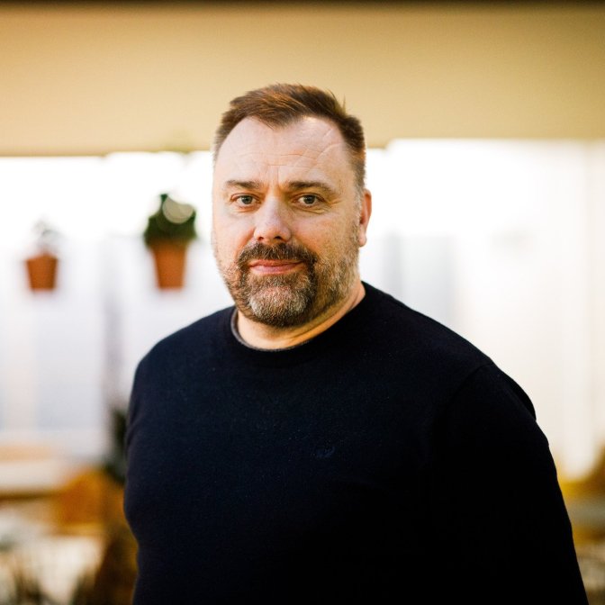 Ledaren i Läraren: Slå vakt om läromedelsstödet